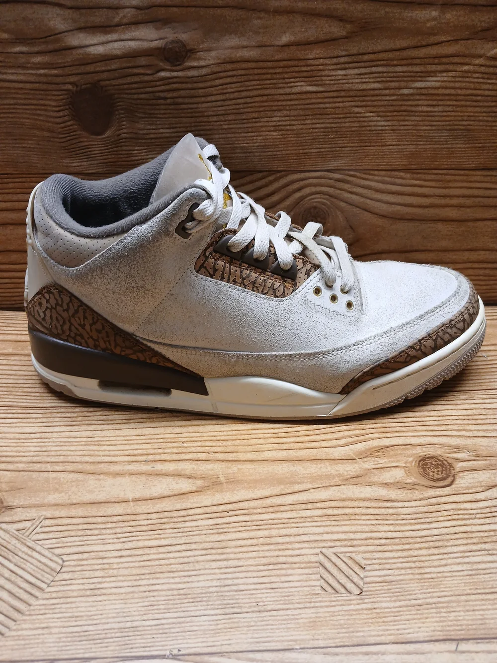 Jordan 3 Retro Mid Palomino  Men's White and Brown CT8532-102  Basketball Shoes